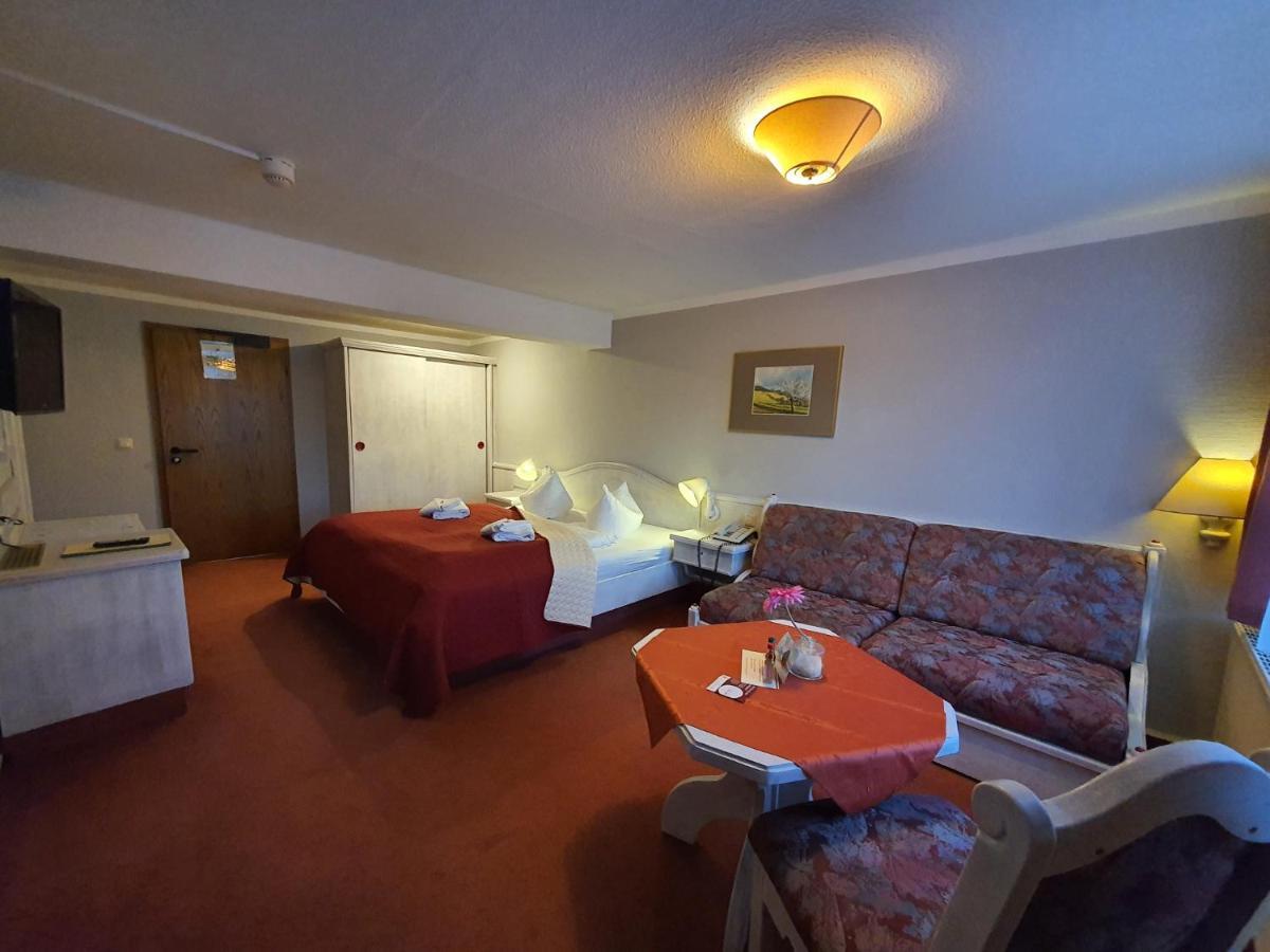 Aparthotel Zur Goldenen Sonne 3*