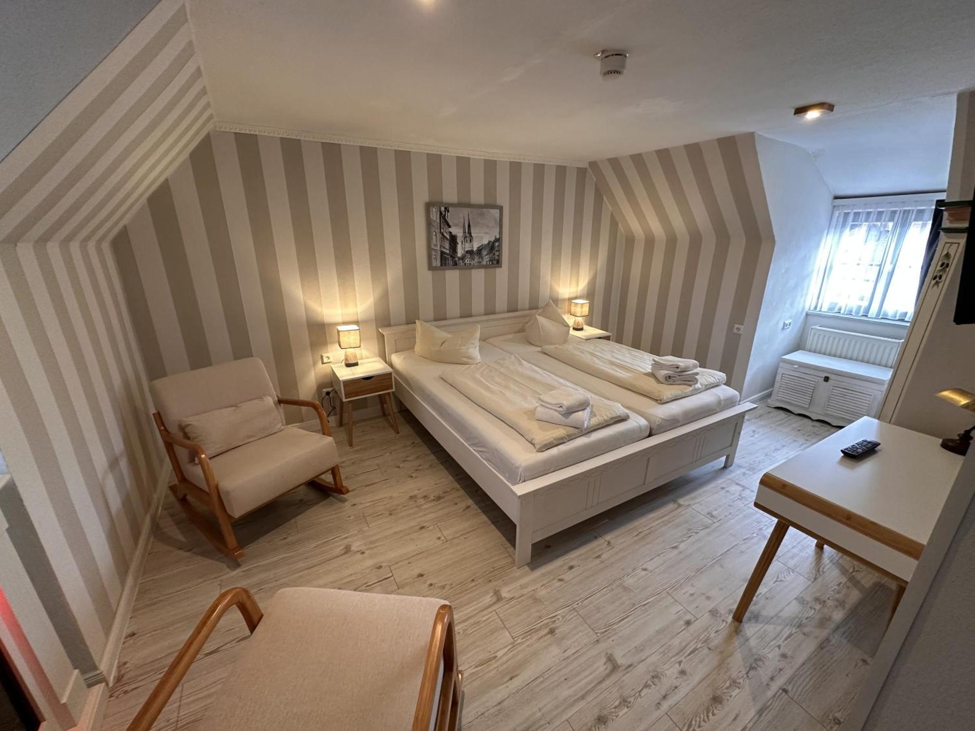 Zur Goldenen Sonne 3* Кведлинбург