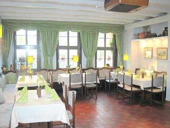 Zur Goldenen Sonne Кведлинбург